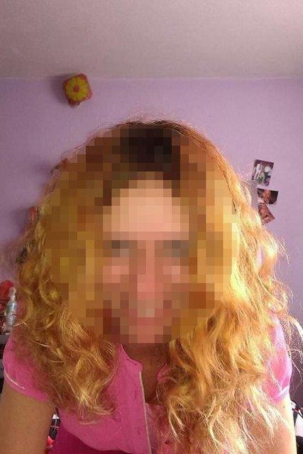 S.Y.H.'nin intihar giriiminde bulunmadan ksa bir sre nce sosyal paylam sitesi Facebook'ta baka bir isimle at profilinde; 'oook zalimsin insanolu ok sevmiyorum darbe vuranlar ykamadnz bizleri sadece uyku tutmad...