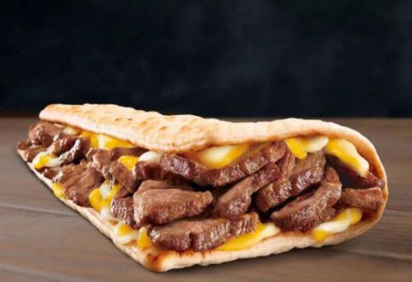 Ama faslyeleri bir kenara brakrsak yine de mende bulunan ve yemeye deer tek yemek et yemei!