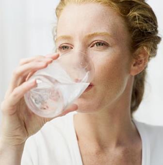 Sahur ve iftar aras az az, sk sk su iin.