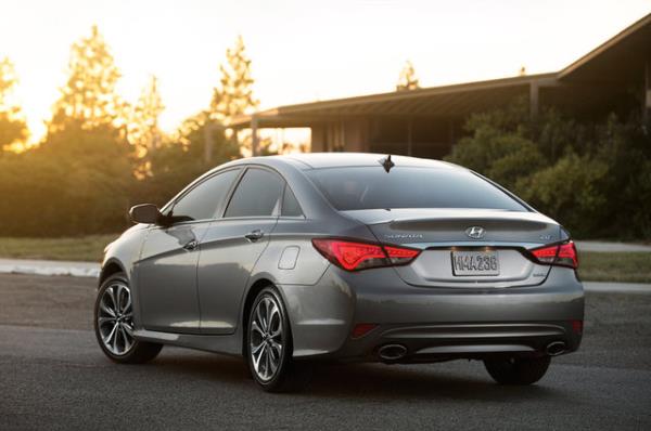 HYUNDAI   <br>Toplam at adeti: 28.354</br>