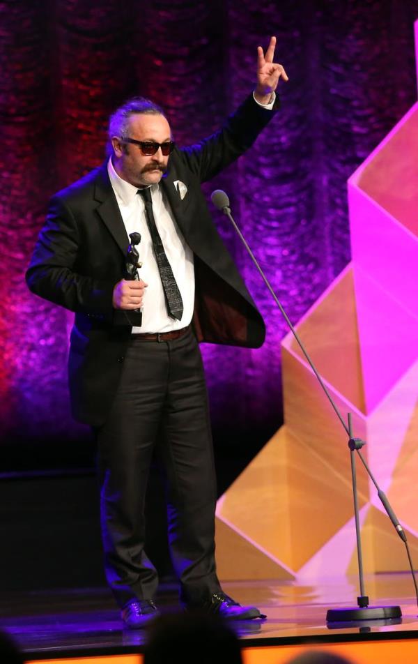 Festivalde en iyi ynetmen dln "tirazm var" filmiyle Onur nl (fotorafta) ald.