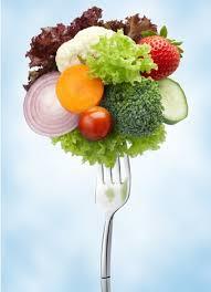 Is�l i�lem uygulanmas�, yiyecekte enzimin yan� s�ra A ve C vitamini ile folik asit kayb�na da neden oluyor.  <p>Di�er bir etkisi de �s�l i�lem uygulanan g�dalardaki minerallerin emiliminin daha zor olmas�.</p<  Bunlar� g�z�n�ne ald���m�zda �i� besinlerle daha y�ksek vitamin ve mineral alman�n, v�cudu enzim �retmesi i�in  daha az kullanman�n, daha enerjik bir ya�am ve daha g��l� bir ba����kl�k sistemi sa�lad���n� s�yleyebiliriz.