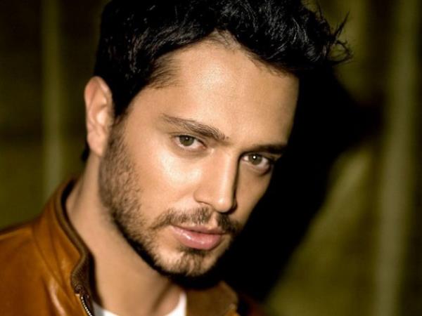 �stanbul Teknik �niversitesi T�rk M�zi�i Devlet Konservatuar� Temel Bilgiler B�l�m�'nde e�itimine devam ediyor