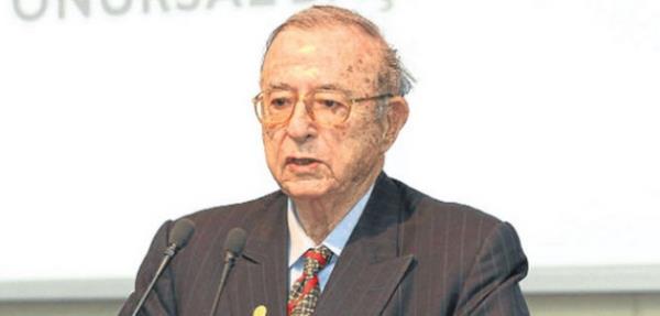 Sel�uk Ya�ar: Ticaret