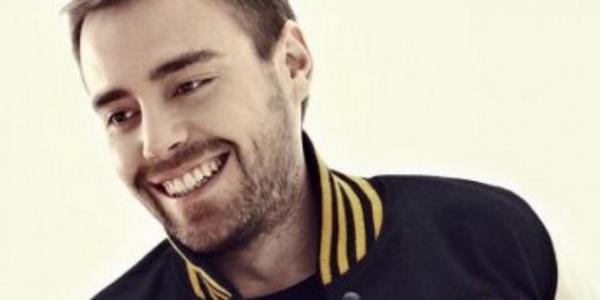 Beykent �niversitesi Oyunculuk B�l�m�'nde okuyor