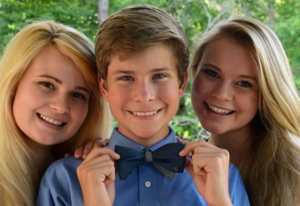 <p><b>Gnmzn en gen Ceo'lar</b></p>  10. Aksesuar irketi Flipoutz'un CEO'lar Jake (15), Lachlan (18) ve Erin (20) Johnson Kardeler