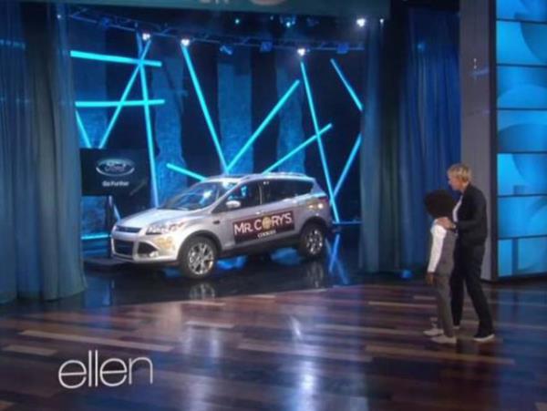 Kk Cory, en sonunda da annesine yepyeni bir araba alarak muradna ermi oldu.