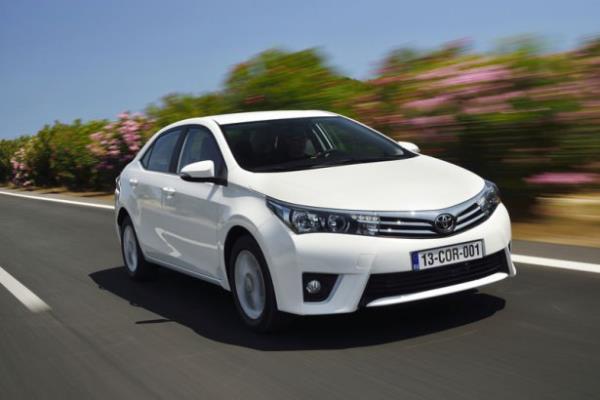 <br><b>TOYOTA</b></br>  Toyota Finans Sistemi sayesinde ekim aynda Corolla modeli 49 bin 950 TL'den balayan fiyatlar ve 500 TL'den balayan taksitlerle satlyor.