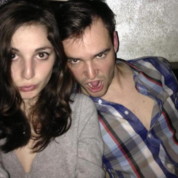 Arkadan hamle yaparak fotoraf bozma pozu