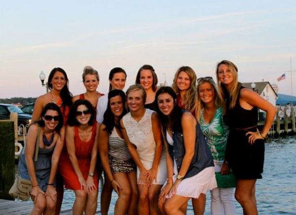 'Biz Mkemmeliz' pozu