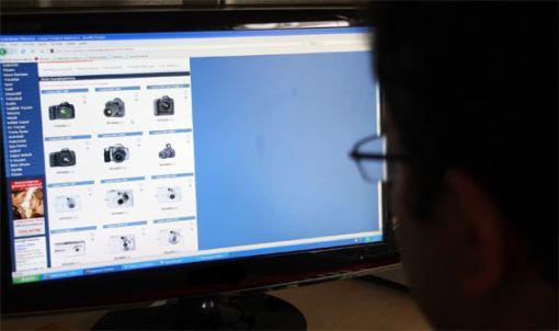 <br><b>SANAL TCARETE DZENLEME</b></br>  Elektronik ticaretin dzenlenmesi iin yasal alma yaplacak.