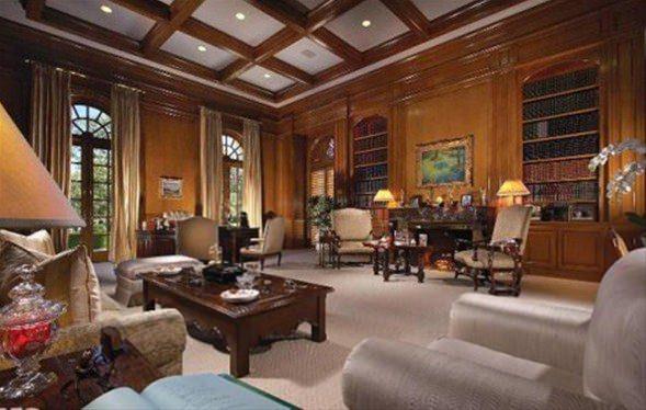 Gazete, evin ABD'de bugne kadar satlan en pahal ev olduunu aklad.