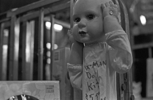 'Jessie' , 'lm' ve evin posta kodunu internette arattm. 2004 ylnda, 19 yandaki Jessica ''Jessie'' 'nin erkek arkada tarafndan boularak ldrldn rendim.