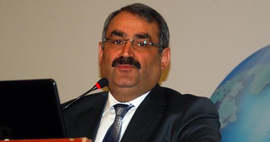 Bakan Yardmcs Halil Etyemez