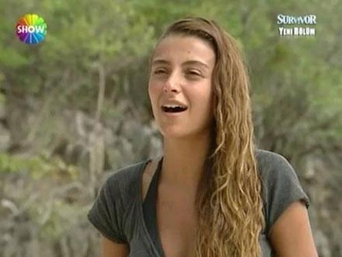 zge Ulusoy aslnda tannan bir mankendi... Ama Survivor yarmasyla kendini daha iyi ifade etme frsat buldu.