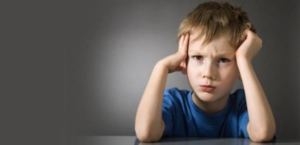 2. ocuklarda gelien migrene ounlukla tan konmam ya da yanl konmutur: ocuklar ac ekmeyebilir; bunun yerine a hassasiyet, kusma, bulant, ba dnmesi gibi semptomlar gsterebilirler.