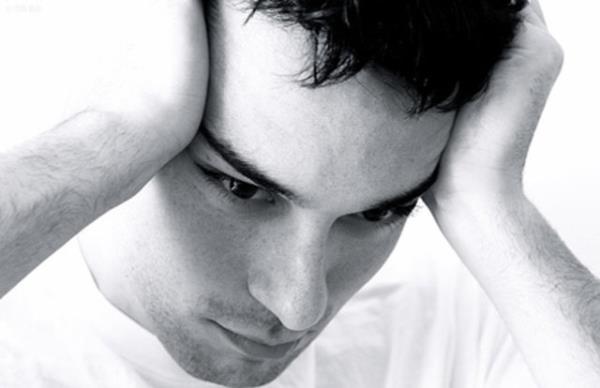 <b>5. Patlayan Ba Sendromu:</b>Patlayan ba sendromu neredeyse uydurma bir rahatszlk gibi duruyor ama aslnda ok ciddi ve gerek bir hastalktr.