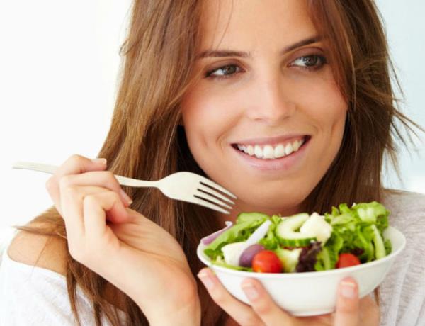 St. Louis Universitesinde yaplan aratrmalarda az yemek yalanmay normalin altna drerek yavalatr. Kalorilerin snrlanmas vcut da ki T3 retimini drerek, troid hormonu metabolizmann yavalatmasna sebep olur