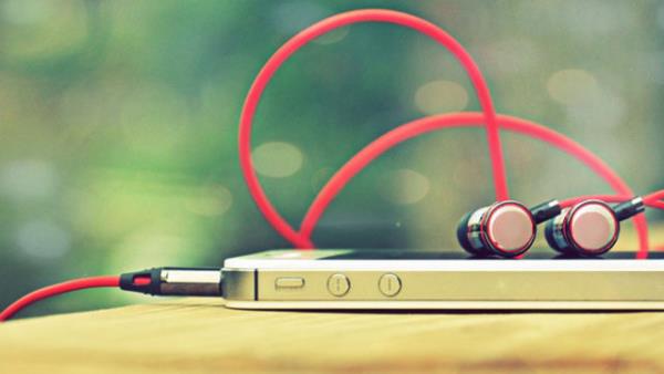 Kulaklk Kullann: Telefonunuzun hoparlr blgesinde bulunan bakteriler, kulanzda herhangi bir enfeksiyona neden olabilir.