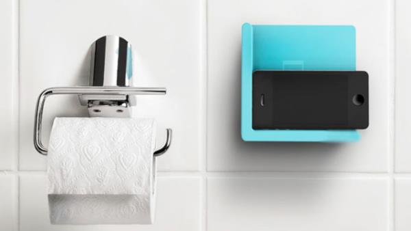 Tuvalete Telefonunuz le Girmeyin: Mikroplarn en ok yayld yer olarak bilinen tuvaletler, telefonunuza ok hzl bir ekilde yapacak ve oalarak tehdit oluturacaktr.