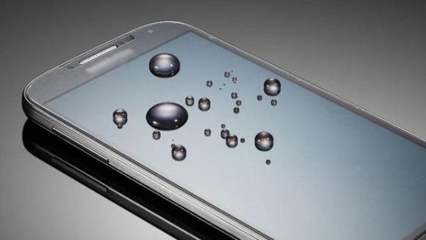 Ekran Temizlii: Akll telefonunuzun ekran ve arka kasasnz temizlemek iin ekran temizleyici spreyler kullanmalsnz.