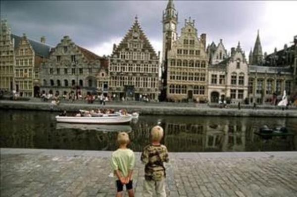 17- Belika  <br>stn zekal kii says 384 bin kii.</br>