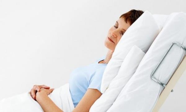 Hastalk insanda akcierlerde dem,deride pstl, i organlarda kanama, ar bitkinlie neden oluyor.