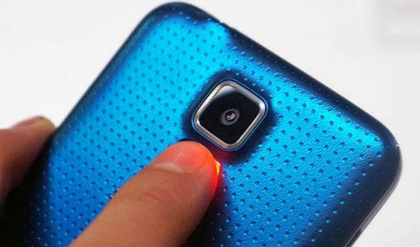 Speaker ile birlikte ise telefonun ses kalitesini lebiliyorsunuz.