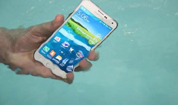 Bu tulardan herhangi birine bastktan sonra geri dnmek isterseniz tekrar ekrana dokunmanz yeterli.