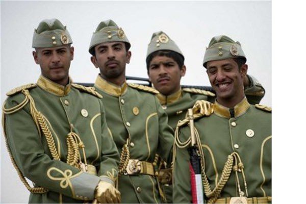 <br><b>10- Kuveyt</b></br>  Kuveyt'in savunma btesi 5.2 milyar dolar, 15 bin 500 aktif personeli var. 368 tank ve 101 sava uana sahip.