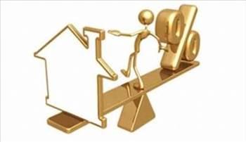 <p><b>9. Konut sigortas</b></p>  Konut kredilerinde tketicinin alaca konutu doal afet, hrszlk, eitli sebeplerden oluan hasar gibi durumlara kar teminat altna alr. Konut sigortas yasa gerei kredi kullanrken yaptrlmas zorunlu bir sigorta deildir. Buna ramen kredinin ana teminat satn alnan ev olaca iin ou banka kredi kullandrrken konut sigortas yaptrlmasn talep edecektir. Tketiciler diledikleri takdirde konut sigortalarn kredi kullandklar banka harici bir kurumdan yapabilirler. Konut sigortas senelik primi konutun lokasyonu, nitelii ve sigorta yapan kurumun teklif kapsamna gre deiecektir, ancak senelik ortalama 100-150 TL aralnda dnlebilir.