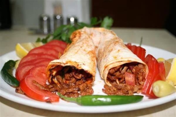 <p><b>Tantuni </b></p>  Esrarengiz birisiniz. Ne zaman nasl davranacanz pek belli olmuyor. ou eyden ilk sizin haberiniz oluyor bu yzden ok ilgi gryorsunuz.