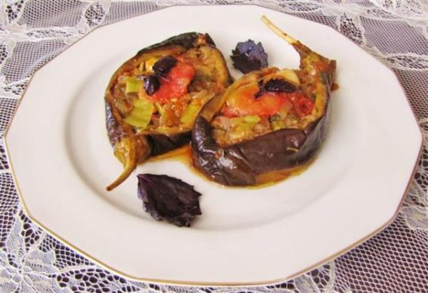 <p><b>mam bayld </b></p>  Siz lider olmak icin domusunuz. Szn dinleten, dediini yaptran birisiniz. Kararl tavrlarnz evrenizdekileri etkiliyor. nsanlarn arkada olmak isteyebilecei birisiniz.