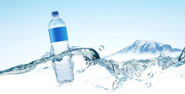 Su, vcuttaki toksinleri uzaklatrmas, elektrolit dengesini salamas, mineralleri vcuda kazandrmas ve