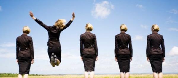 <b>10. KLLERNDEN DOMAK</b>