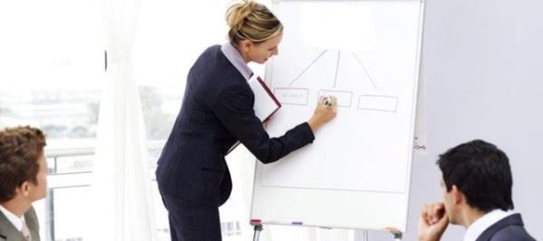 imdi ben de alanlarm sunum yaptnda her zaman kk notlar alyorum.