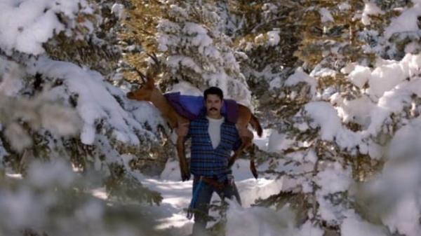 Oynad diziden blm bana 35 bin TL alan yakkl oyuncu yatrmn gayrimenkul sektrne yapyor. Ayrca zivit, babasyla Levent'te at lokantay da zincir yapmay hedefliyor.