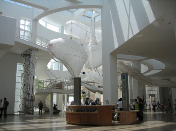 Getty Mzesi, Los Angeles, ABD