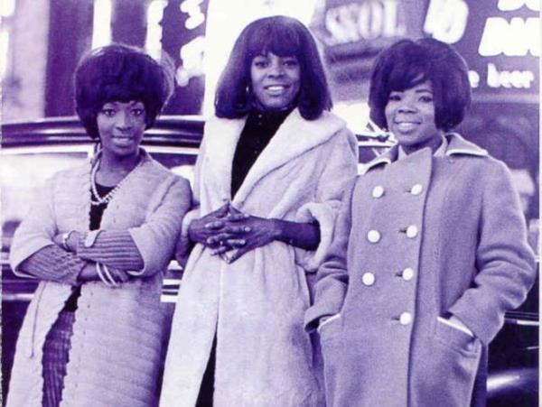 40. Dancing in the Street, Martha and the Vandellas