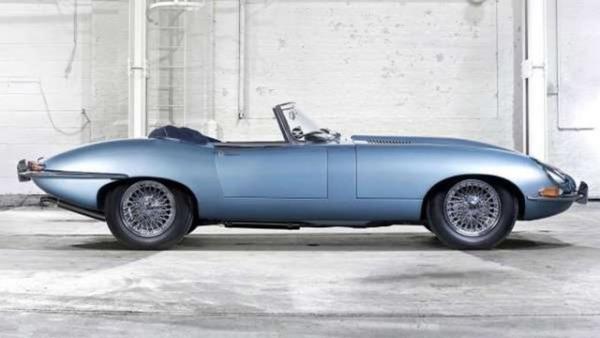 <p><b>KON OTOMOBLLER!</b></p>  Unutulmaz otomobiller...  <p>Baz otomobiller vardr, unutulmaz... Dnemlerine damga vurmu ve hafzalara kaznm ikonik otomobillerden bazlarn yeniden hatrlayalm...</p>