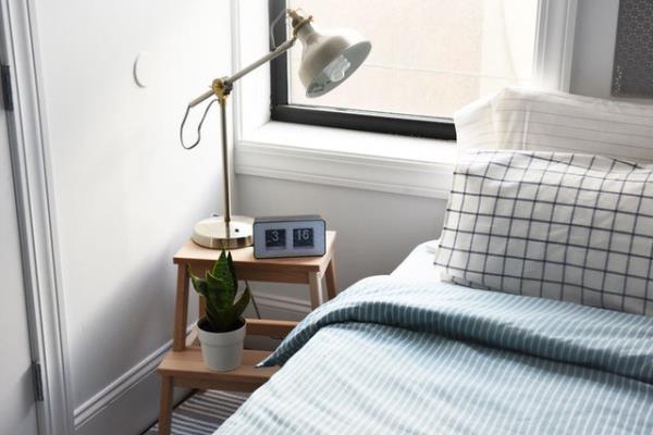 Oysa gzel grnen bir odaya sahip olmak o kadar da masrafl veya uratrc bir ey deil.