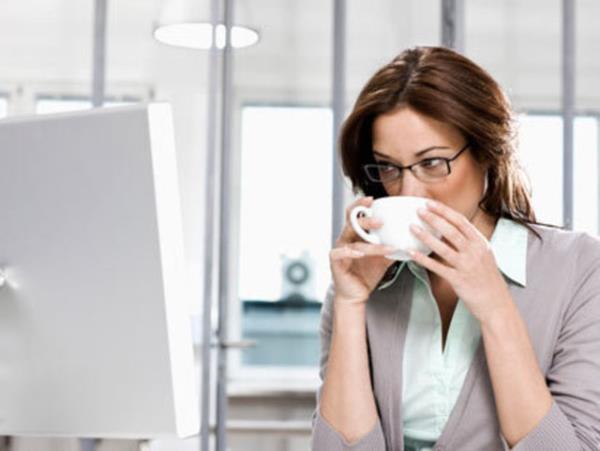 Miktarna ve sklna dikkat ederek gn ierisinde kahve tketebilirsiniz.