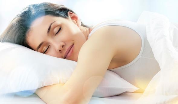 Aratrmaclar, Alman gnlllerin beyin aktivitelerini EEG ile incelediklerinde, yabanc kelimeleri gece boyunca dinleyenlerin daha fazla yava dalga beyin aktivitesi iinde olduklarn gzlemledi.