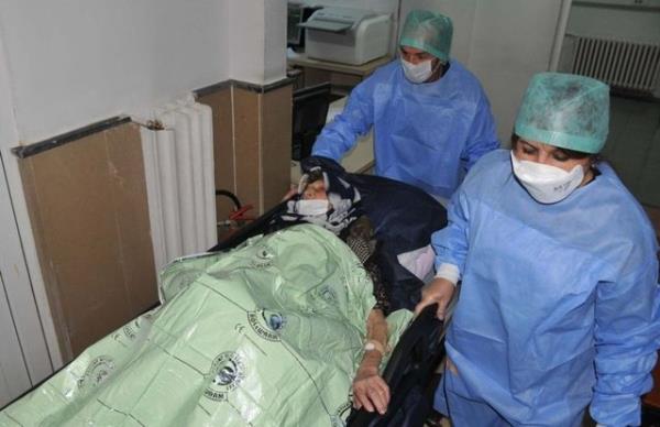 MERS-CoV enfeksiyonuna sahip olduu belirlenen kiilerde, ar akut solunum yolu hastal bulgular olabiliyor.