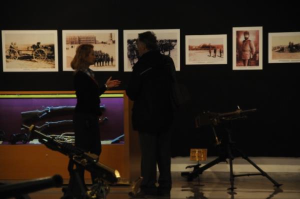 5 cephe ve bir seferberlik blm olmak zere 1. Dnya Sava'nn tm boyutlarnn ele alnd sergide, Trk ordusunun verdii mcadele arpc bir ekilde anlatlyor.