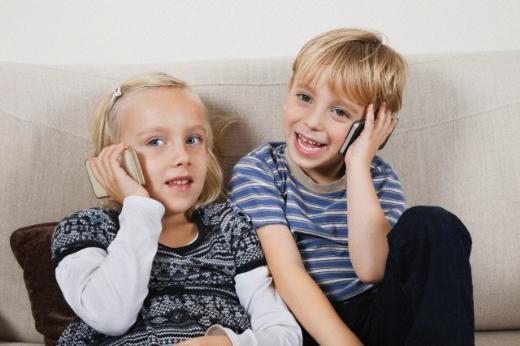 �ocuklar�n Oyunlar� Tehdit Olu�turuyor    Bu cihazlara �ocuklar onlarca oyun ve uygulama y�kl�yor. Baz� uygulama ve oyunlar ise tuza�a d�n��ebiliyor.