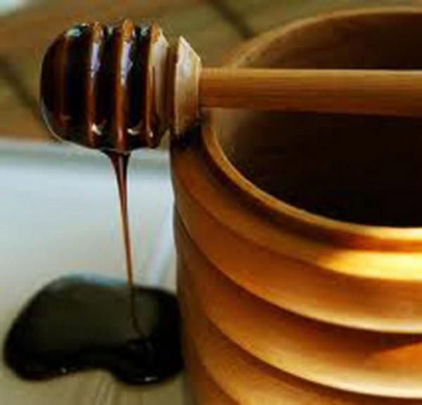 Sabahlar ieceiniz iki yemek ka pekmez, vcudunuz iin ok deerli ve ok nemli olan 2 miligram demir, 80 miligram kalsiyum ve 58 kcsal enerji ihtiyacn karlar.