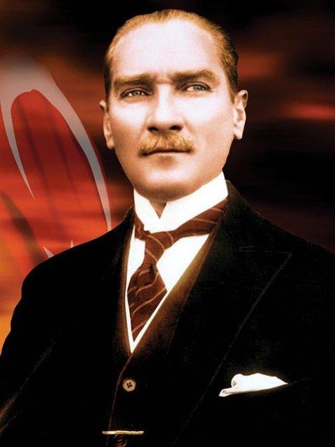 <br>İTALYA </br>  Atatürk'ün ölümü ile Yakın Doğu' nun gelişmesine birinci derecede etken olan son derece kuvvetli bir şahsiyet kaybolmuştur. Tribuna Gazetesi