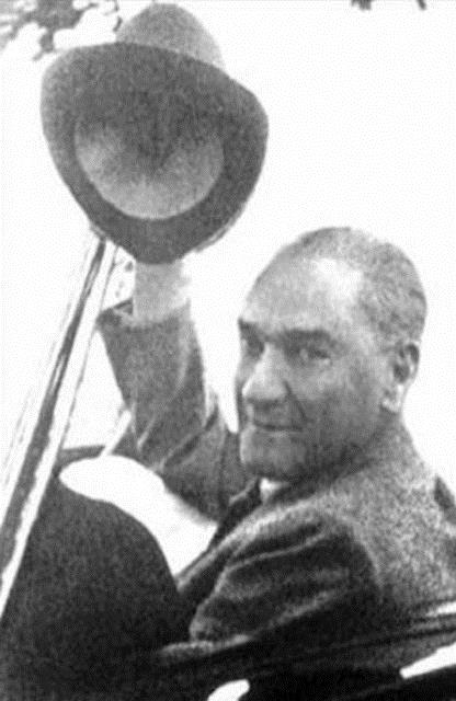 <br>İRAN </br>  Atatürk yalnız kahraman milletinin büyük bir Şef'i olmakla kalmamıştır. O, aynı zamanda insanlığın da en büyük evladı olmuştur. İran Gazetesi