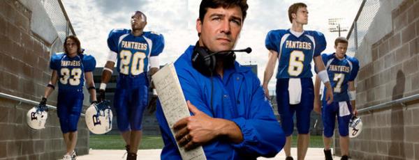 Lisedeki beden eitimi retmeninizi veya futbolcu kounu hatrlayn. Ko Taylor ite bunun tam tersi.